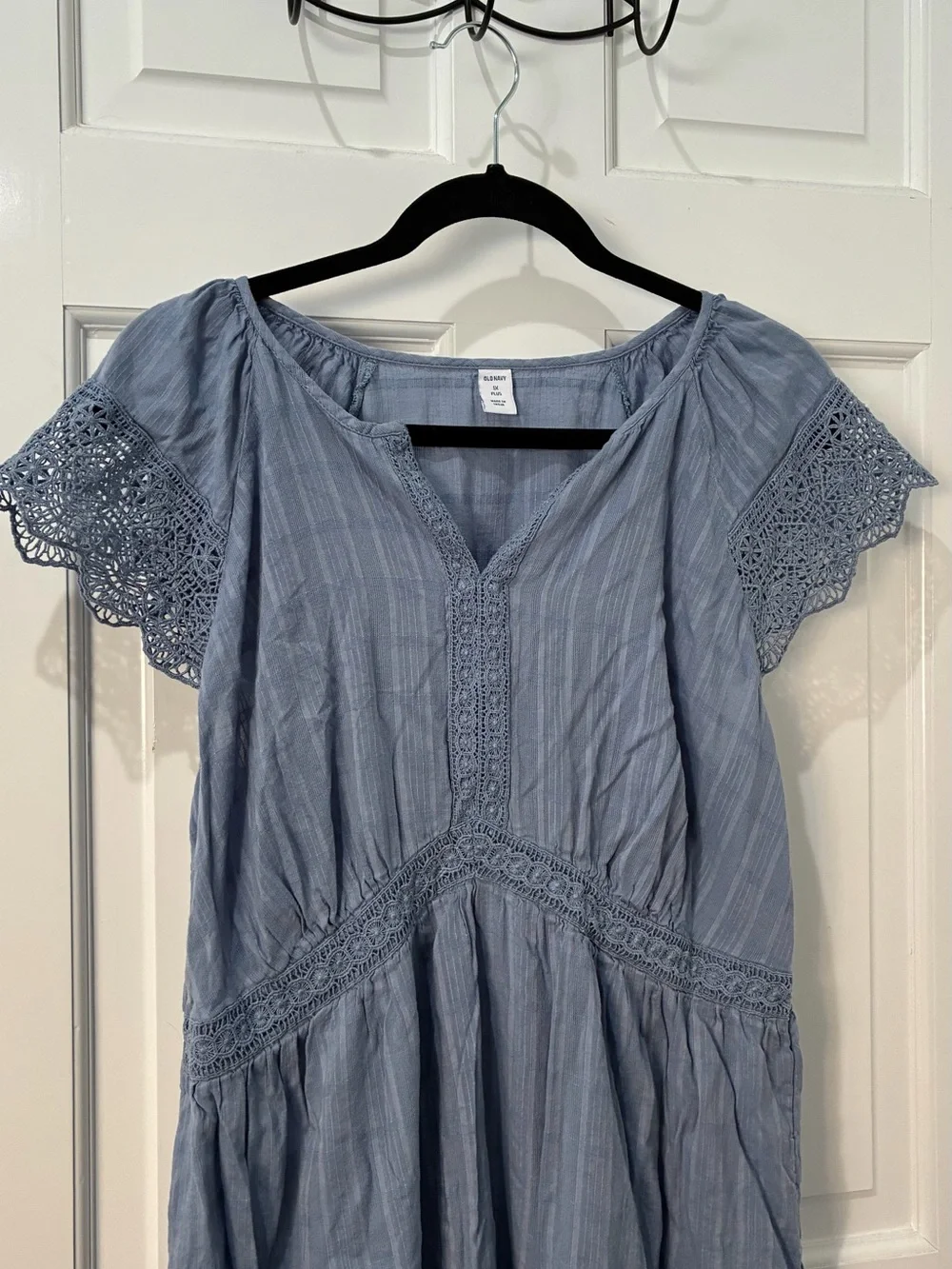 Old Navy Crochet-Trim Tiered Dress - Picture 2 of 4